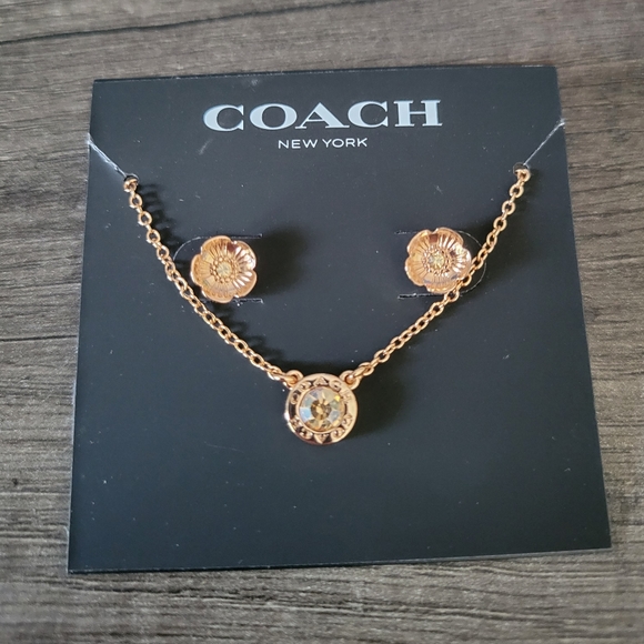 Coach Open Circle Necklace And Tea Rose Stud Set - Picture 2 of 3